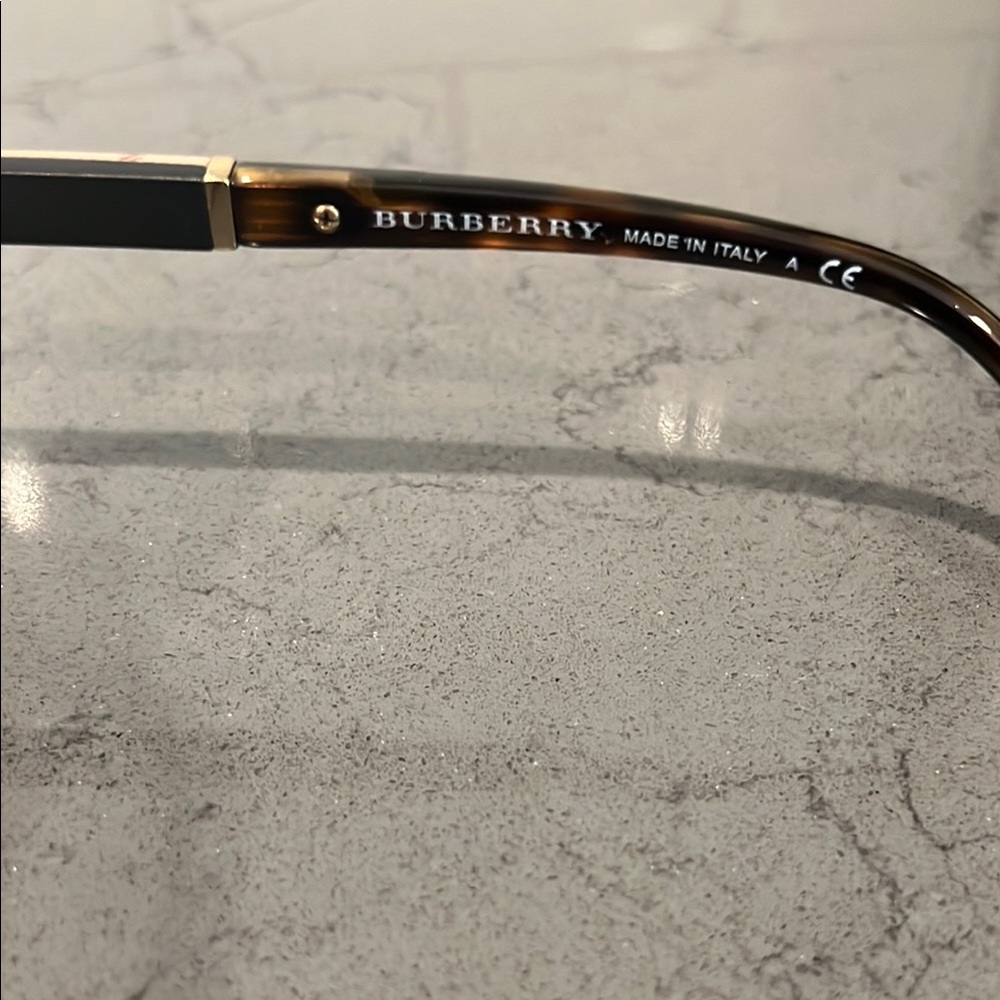 Burberry Gold Aviator Sunglasses - Prescription Lenses - Picture 9 of 12